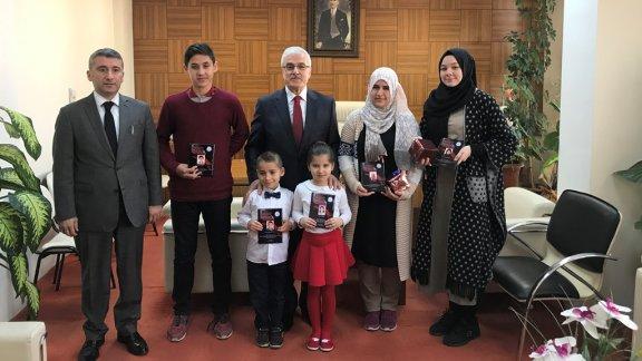 İstiklal Marşını Ezbere Güzel Okuma Yarışmasının Ödül Töreni Gerçekleştirildi