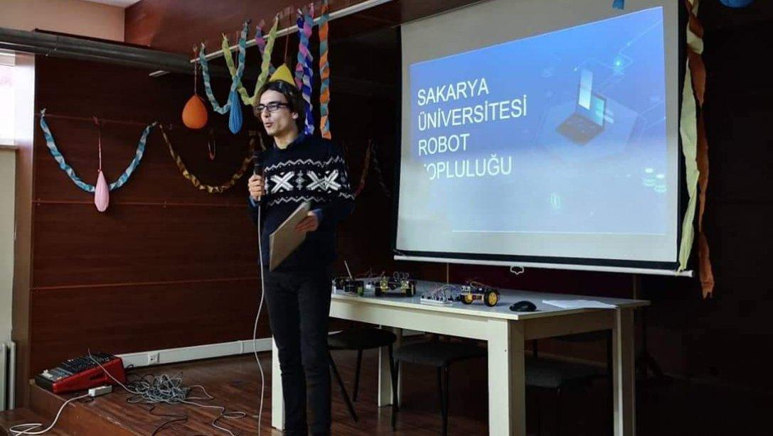 Sakarya Üniversitesi Robot Topluluğundan Öğrencilerimize Seminer