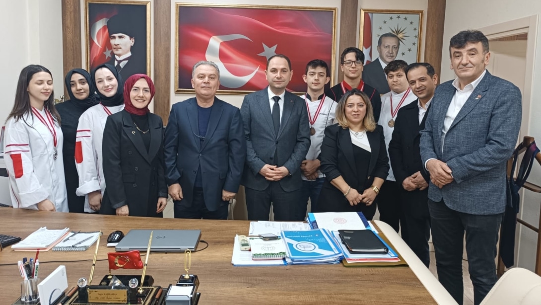 21. Uluslararası İstanbul Mutfak Günleri Festivali'nde İlçemiz Sezginler Turizm Mesleki ve Teknik Anadolu Lisesi'nden büyük başarı.